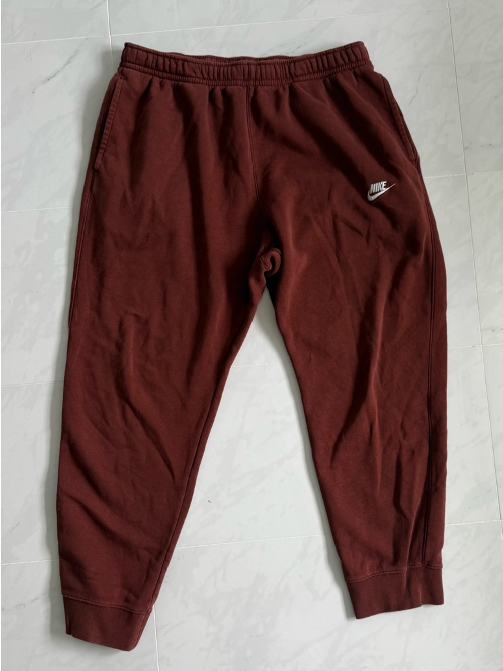 Nike Men's Club Fleece Jogger Pants - Burgundy Crush Red